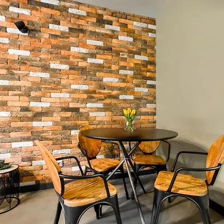 Compact For Digital Nomads, Fast Wifi, Ac Apartment Sofia